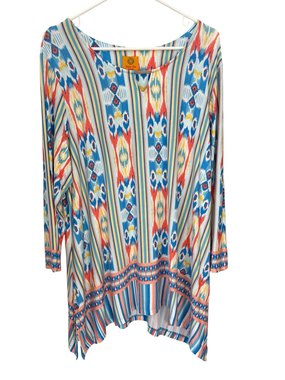 Ruby Red Aztec Tunic Top Women’s XL Colorful SOFT 3/4 Sleeve W/Keyhole Southwest